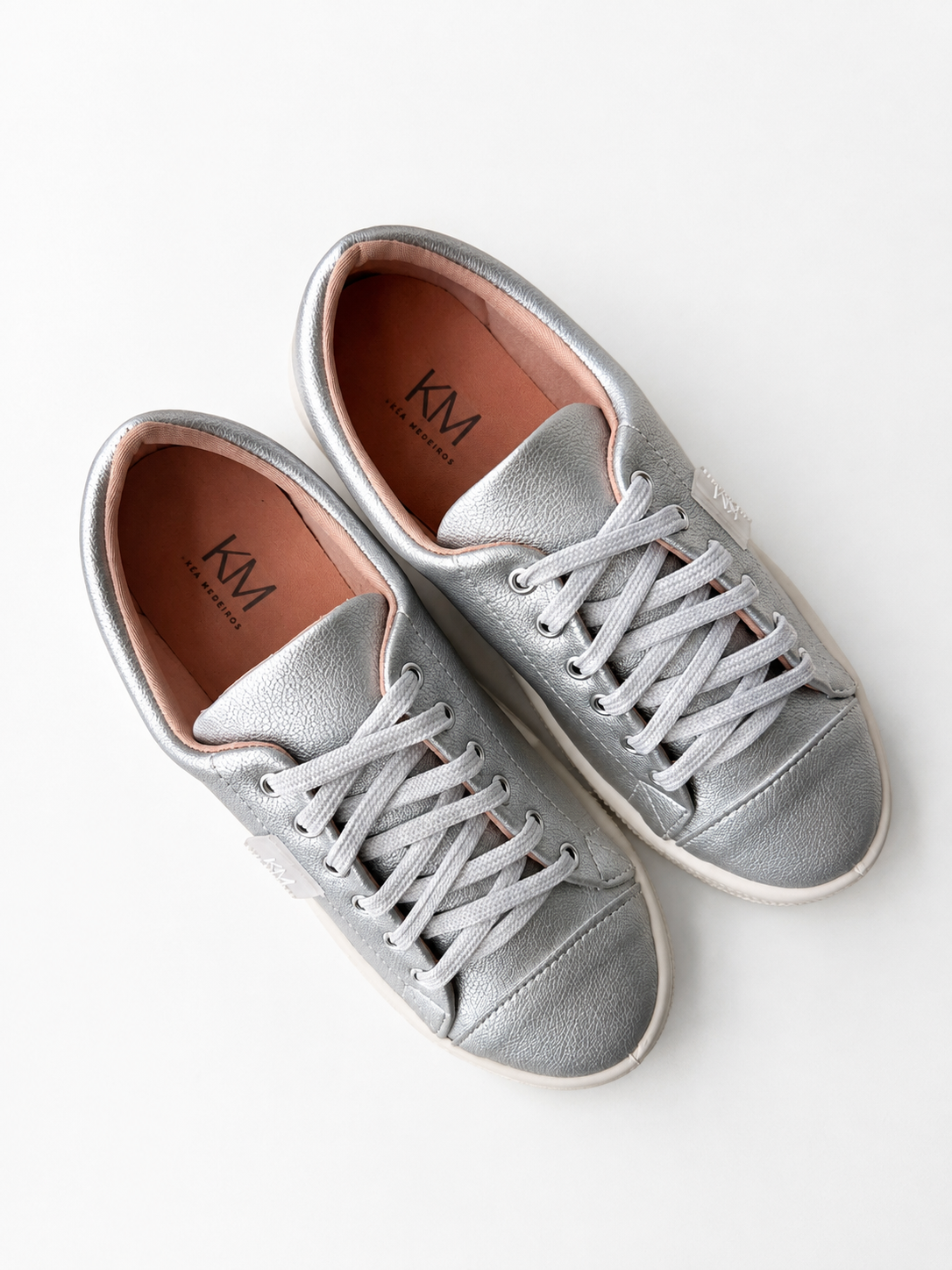 Tênis Casual Feminino Prata Metalizado